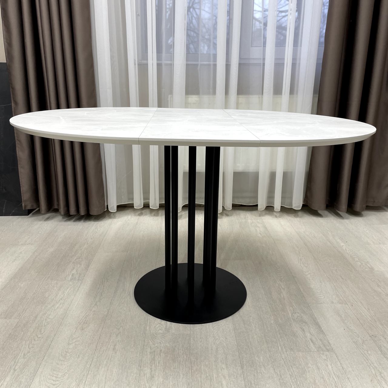 Обідній круглий розкладний стіл Monako з HPL SW2178/SW2211