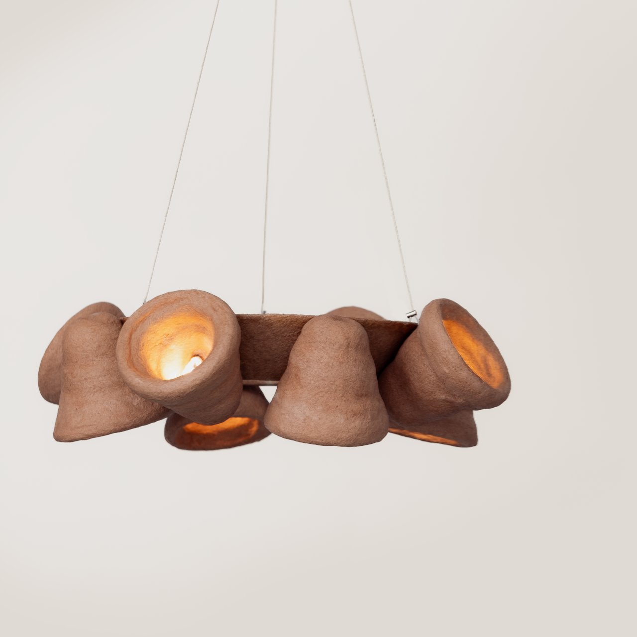 Глиняна люстра у формі дзвоника 8 bells Pecherna collection