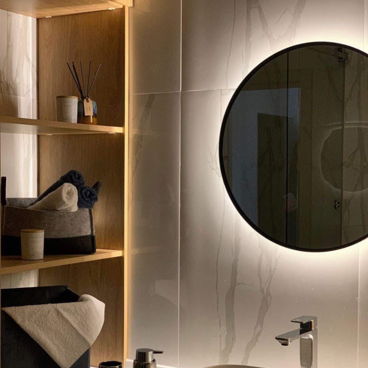 Дзеркало підвісне Round Mirror з підсвіткою