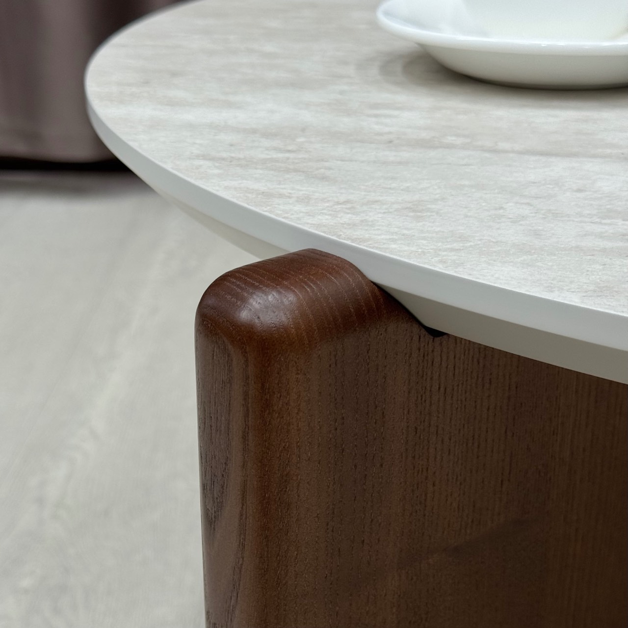 Дизайнерський кавовий стіл COFFEE з HPL SW3587