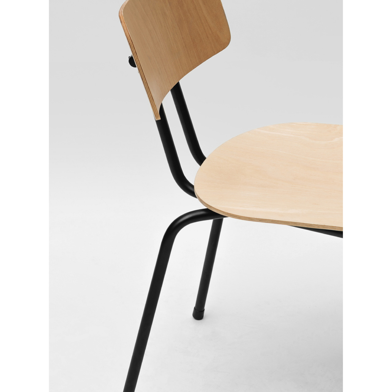 Стілець обідній з сидінням із фанери BTS Chair