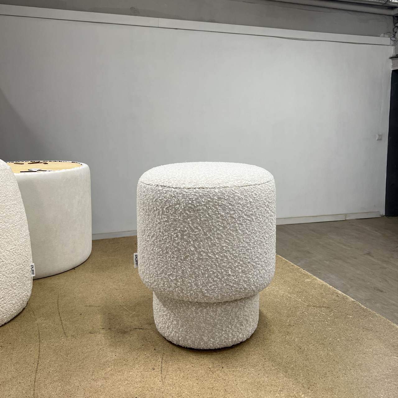 Дизайнерський м'який круглий пуф Cork