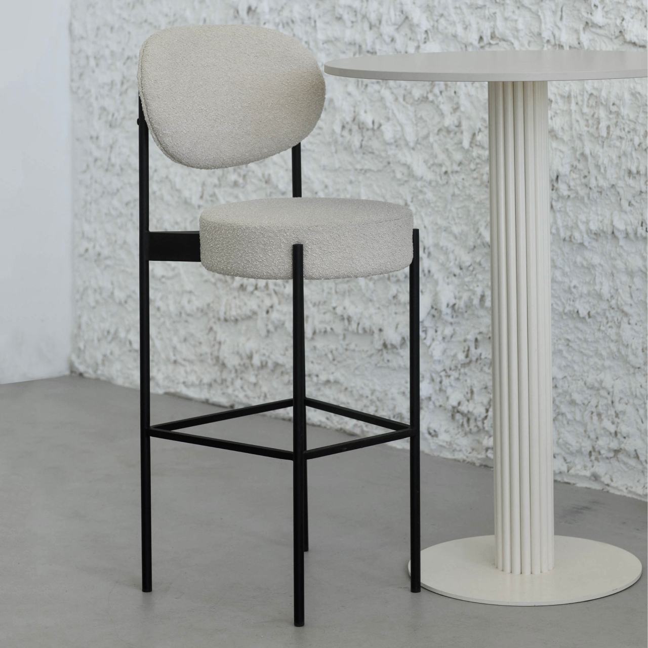 Стілець барний круглий Stool 4 High зі спинкою та металевих ніжках
