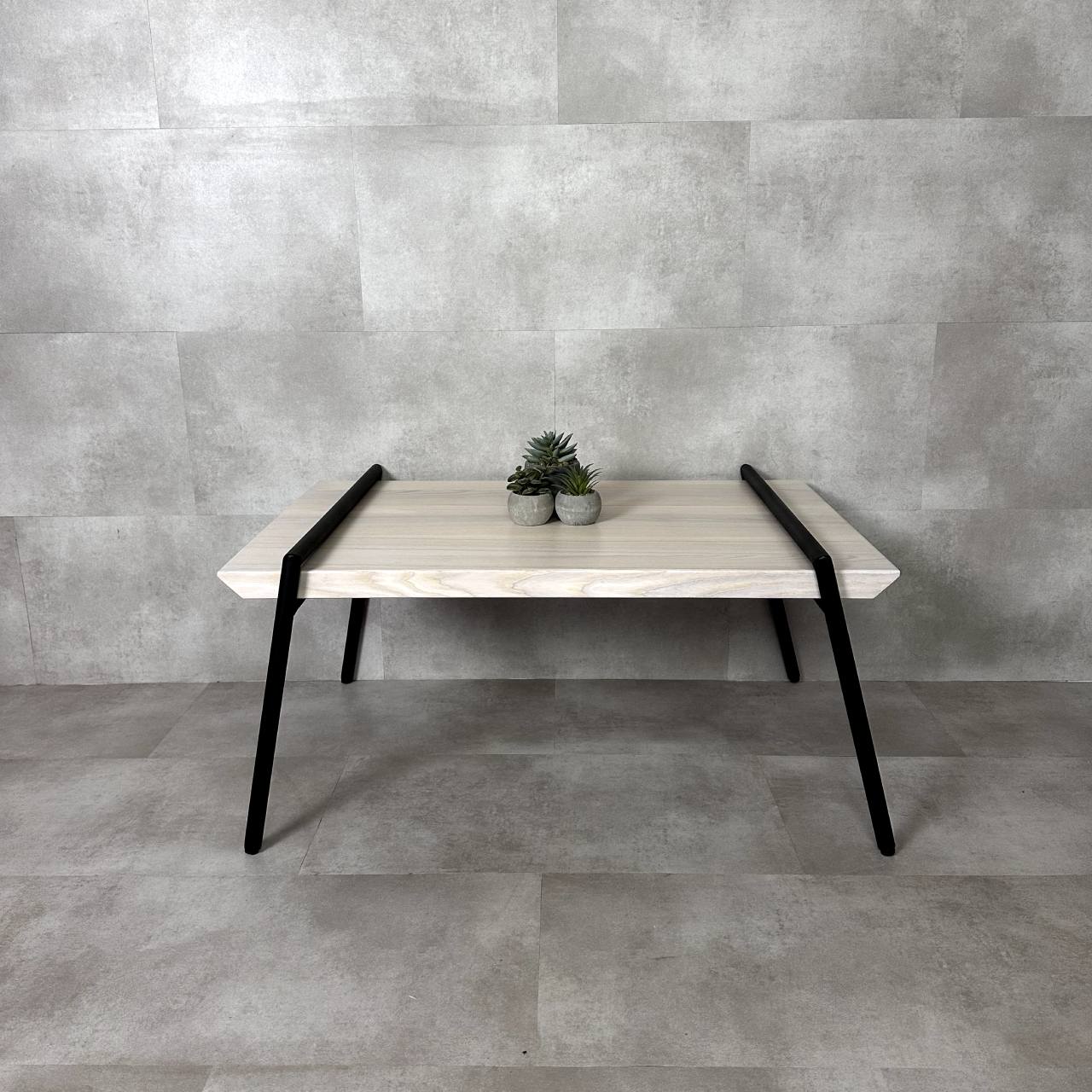 Журнальний стіл в стилі Loft CS-49