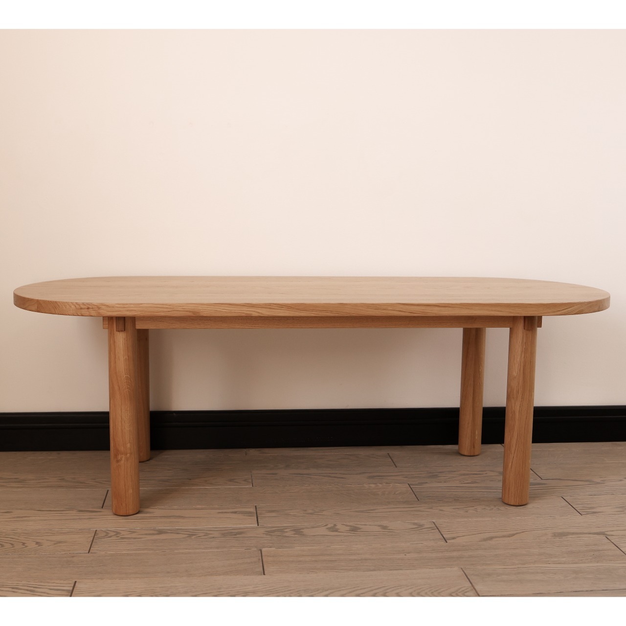Дизайнерський кавовий стіл Oval Oak з натурального дерева