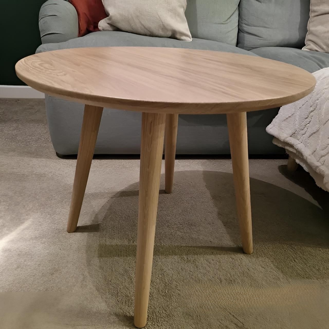 Дизайнерський кавовий стіл Round Oak з натурального дерева