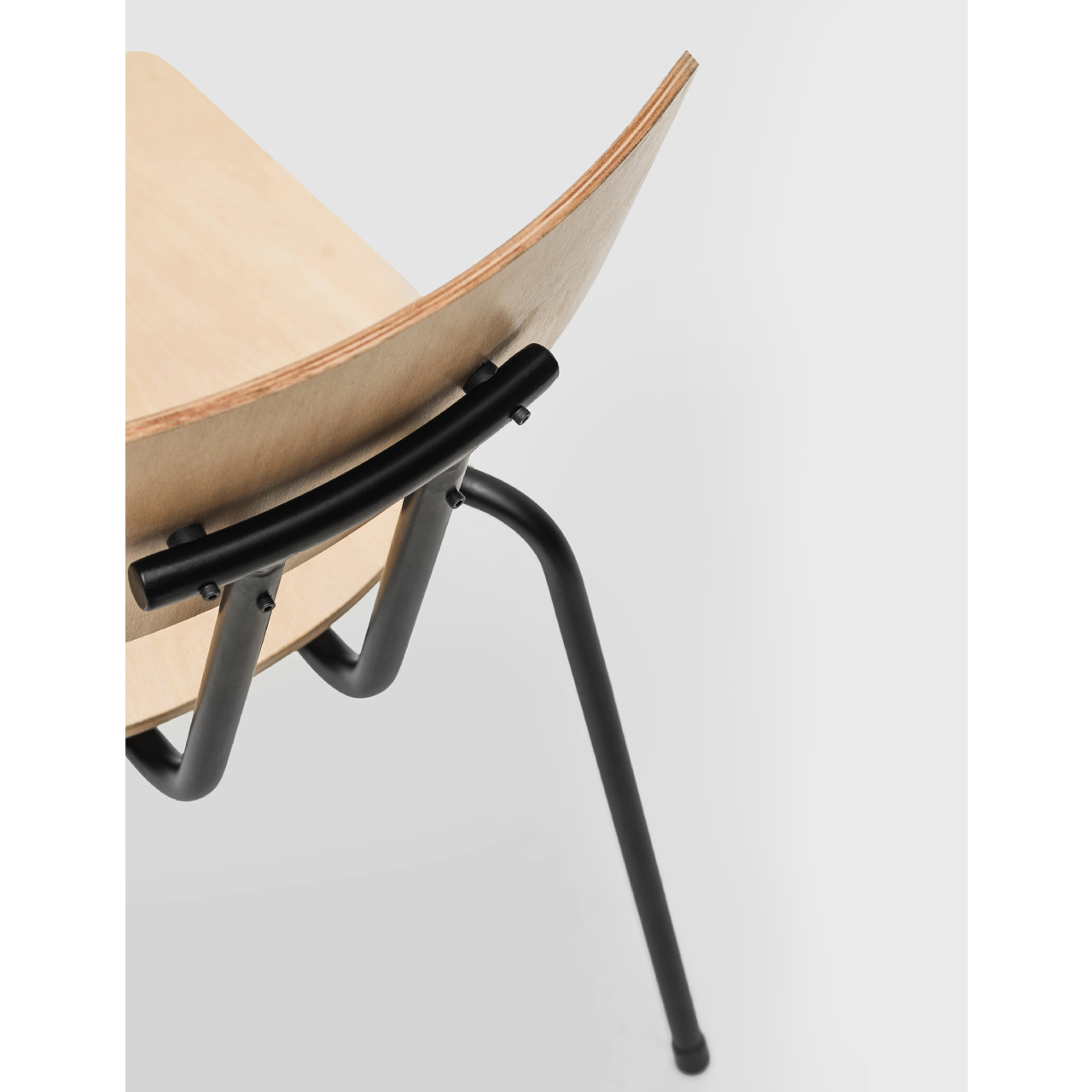 Стілець обідній з сидінням із фанери BTS Chair