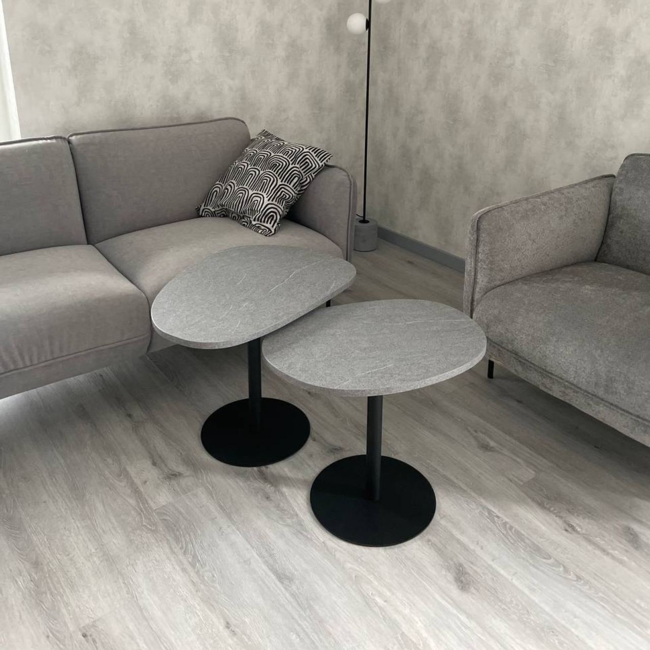 Столик журнальний дизайнерський Stone Table на опорі з металу