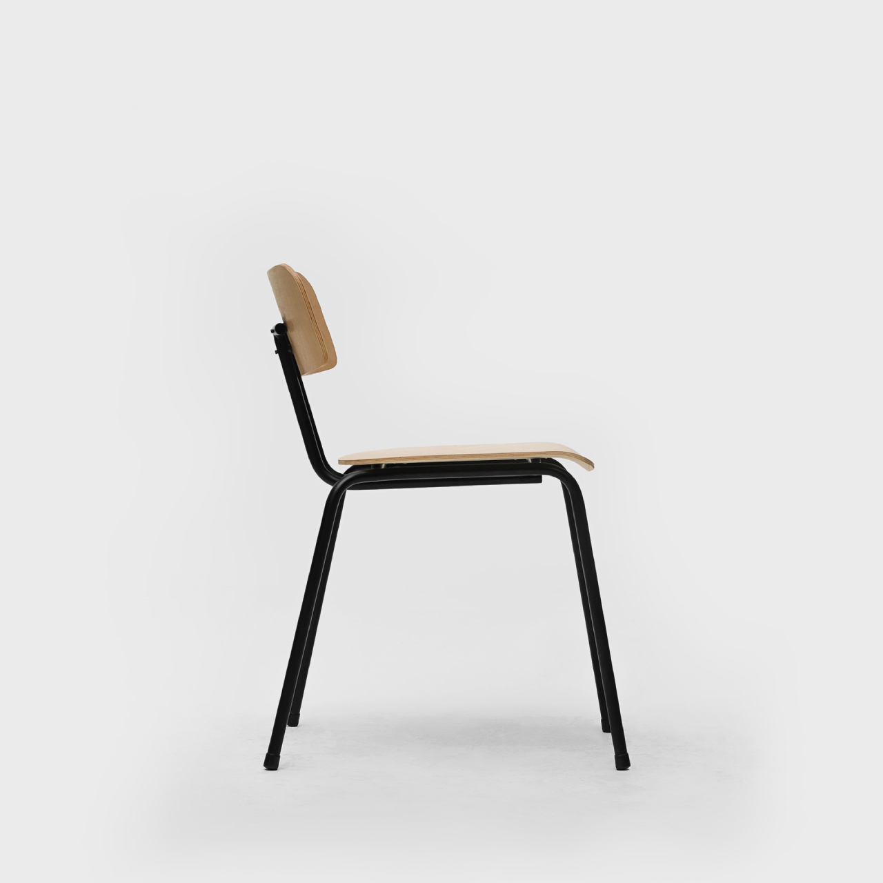 Стілець обідній з сидінням із фанери BTS Chair