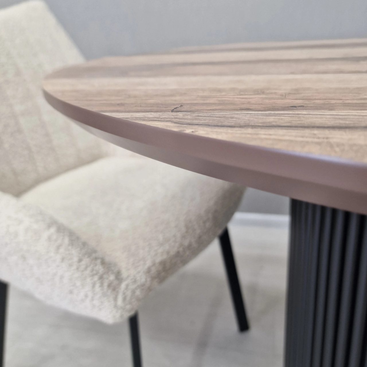 Обідній круглий нерозкладний стіл B-WOOD SW1896