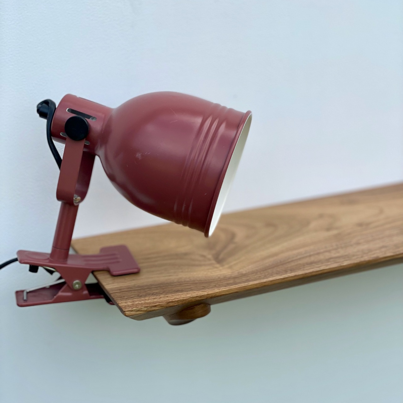 Плаваюча полиця Walnut Classic
