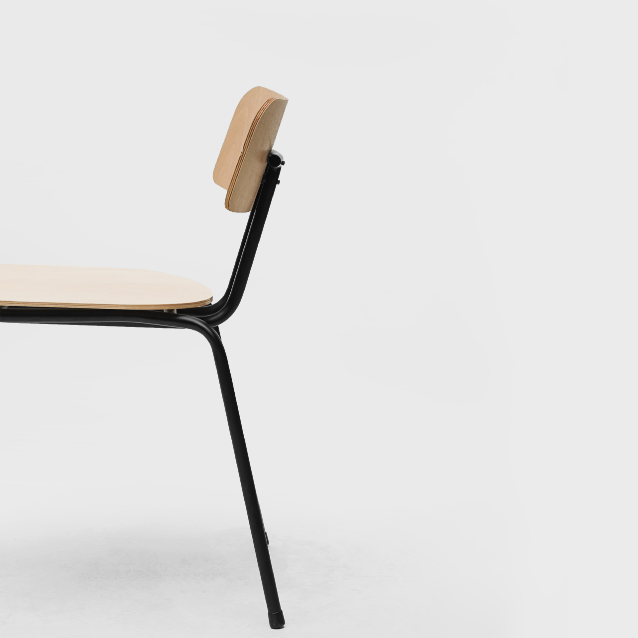 Стілець обідній з сидінням із фанери BTS Chair