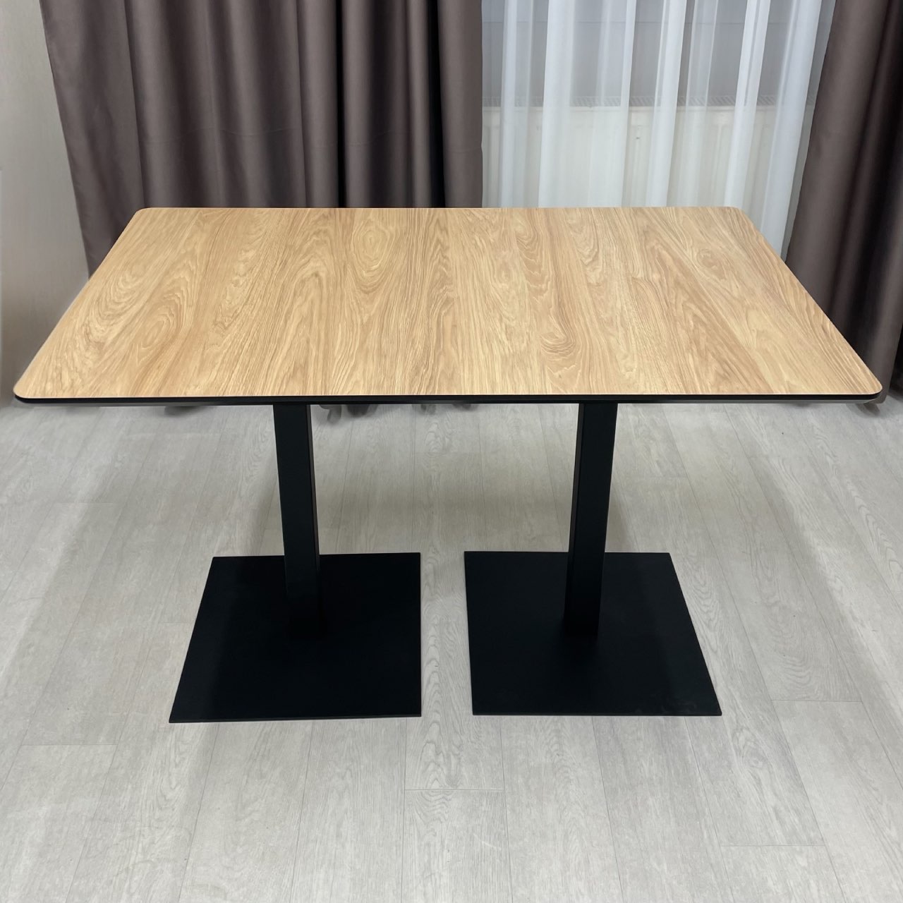 Стіл обідній прямокутний для закладу Horeca з HPL SW2985
